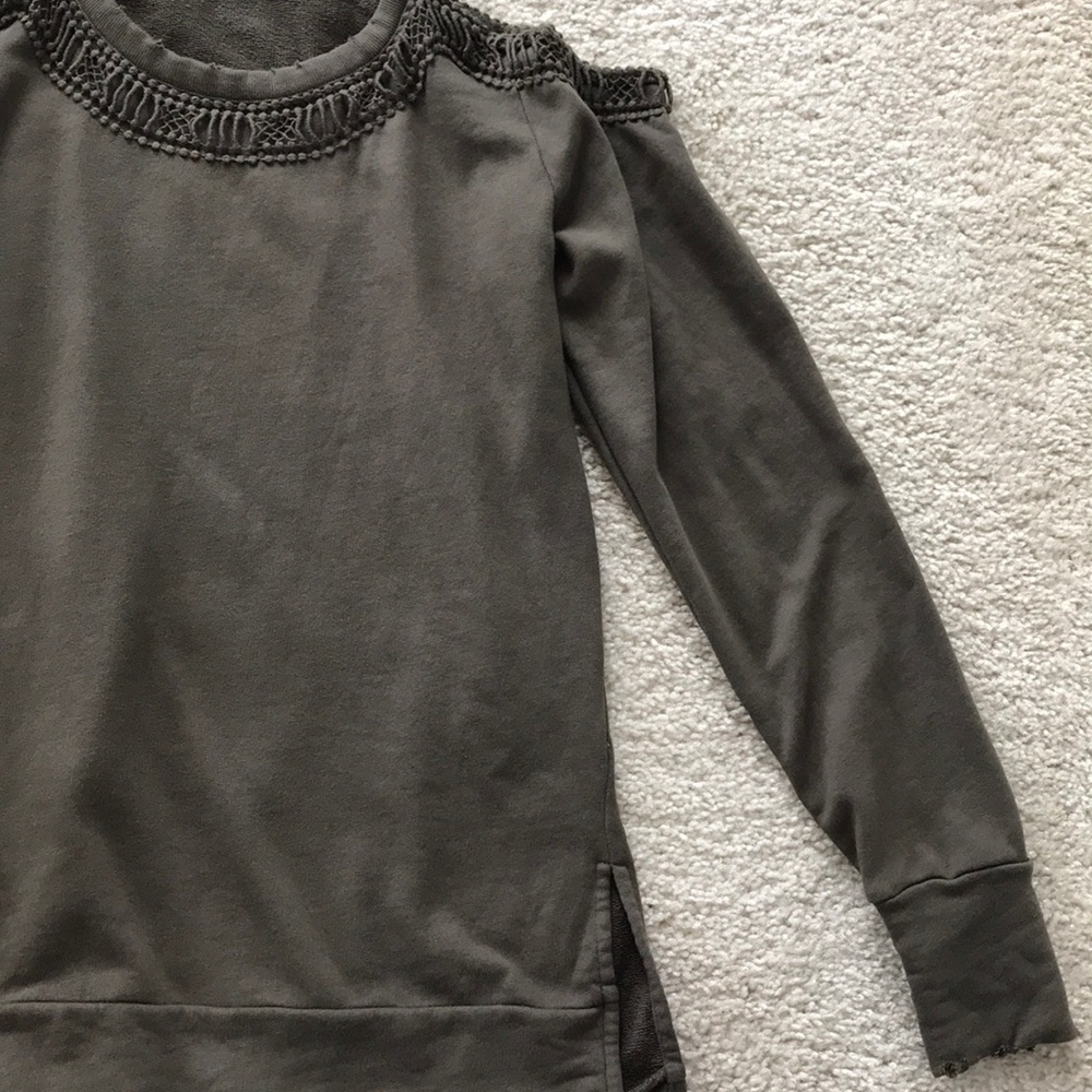 Joe’s Jeans Collection Cold Shoulder Top - Picture 5 of 7